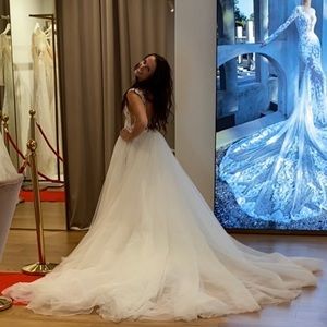Pronovias | Dresses | Pronovias Privee Collection Garbo Wedding Dress |  Poshmark